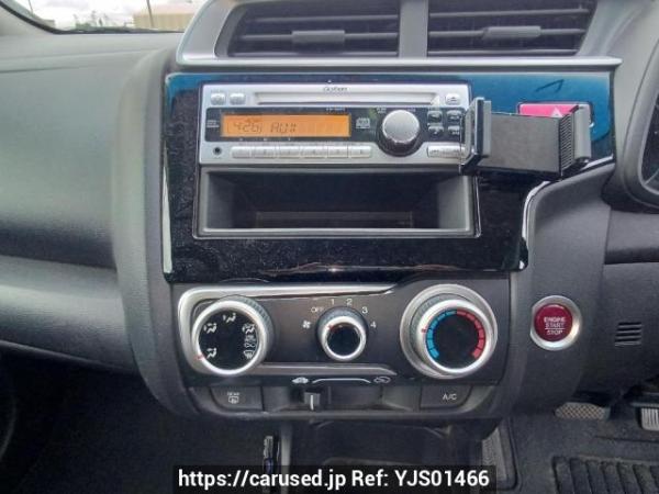 Used 2013 AT honda fit GK3 Image[18]