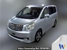 Toyota Noah ZRR70G