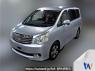 Used 2013 AT toyota noah ZRR70G Image[0]