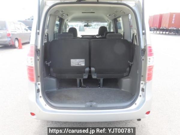 Used 2007 AT toyota noah ZRR70G Image[8]