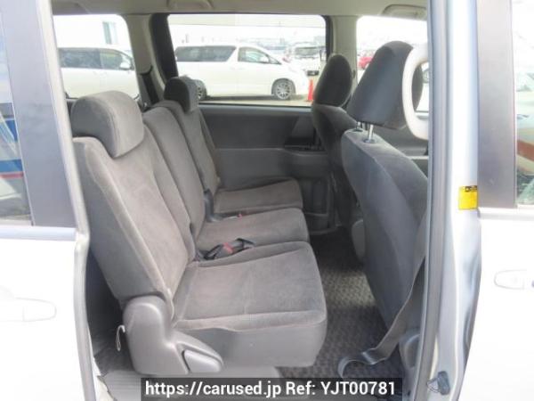 Used 2007 AT toyota noah ZRR70G Image[17]