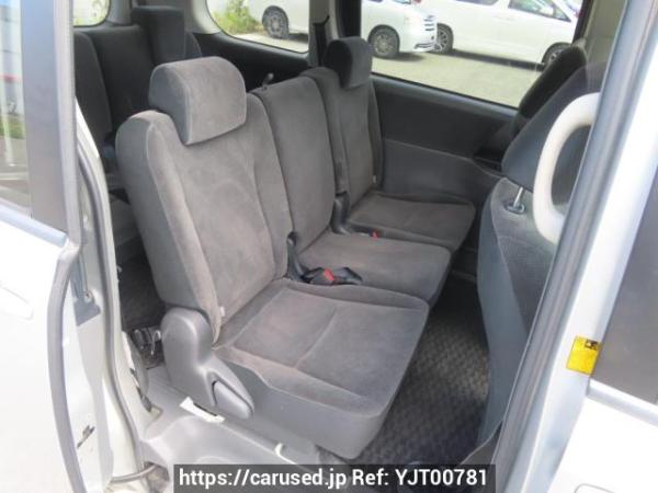 Used 2007 AT toyota noah ZRR70G Image[18]