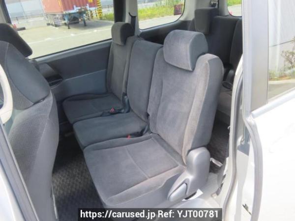 Used 2007 AT toyota noah ZRR70G Image[20]
