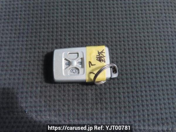 Used 2007 AT toyota noah ZRR70G Image[32]