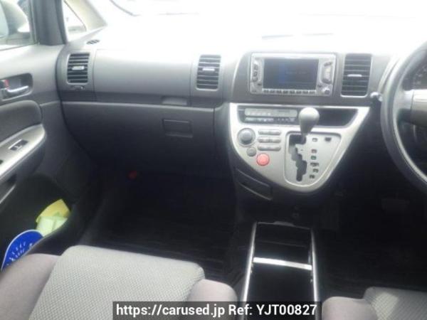 Used 2003 AT toyota wish ZNE10G Image[18]