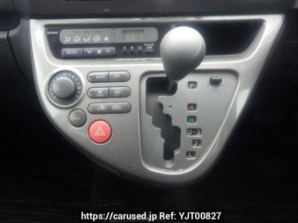 Used 2003 AT toyota wish ZNE10G Image[23]