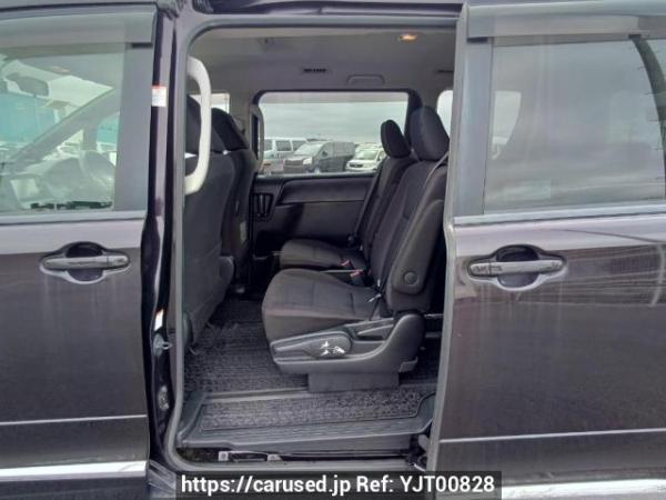 Used 2015 AT toyota noah ZRR80G Image[15]