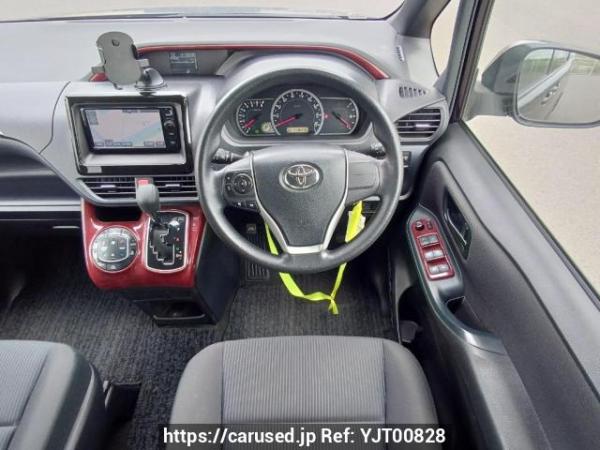 Used 2015 AT toyota noah ZRR80G Image[20]