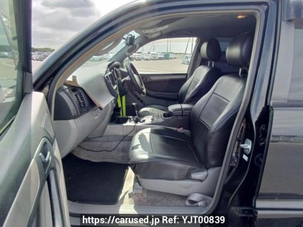 Used 2004 AT toyota hilux-surf RZN215W Image[13]