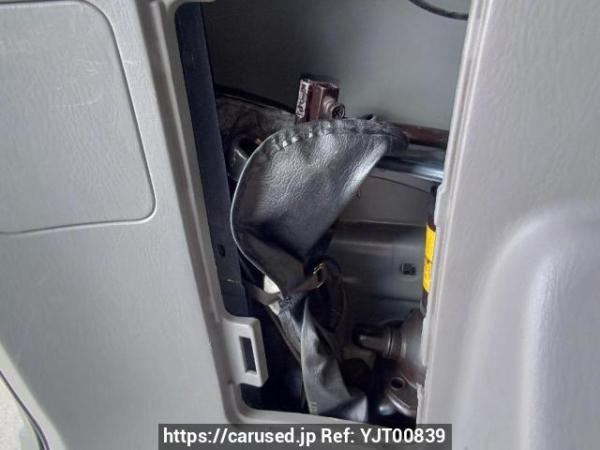 Used 2004 AT toyota hilux-surf RZN215W Image[41]