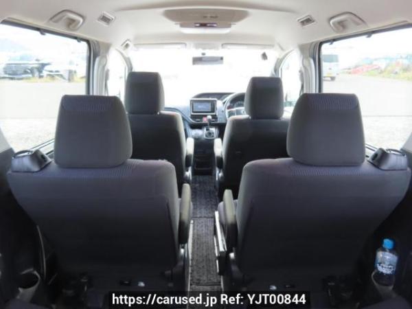Used 2015 AT toyota noah ZRR80G Image[9]