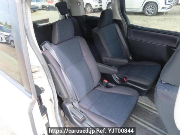 Used 2015 AT toyota noah ZRR80G Image[17]