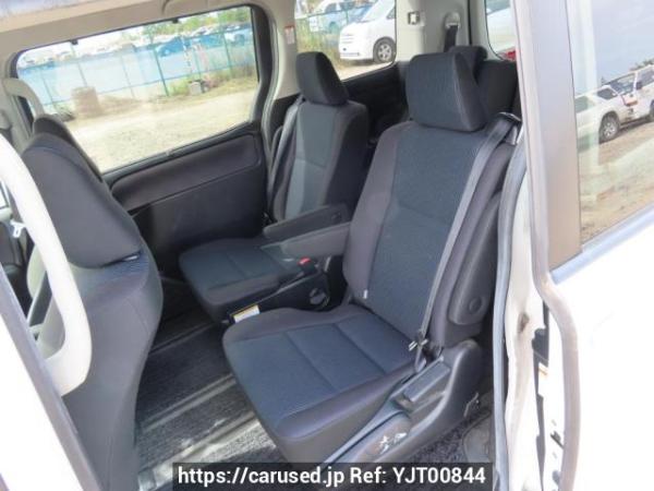 Used 2015 AT toyota noah ZRR80G Image[18]