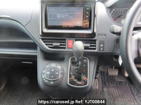 Used 2015 AT toyota noah ZRR80G Image[28]