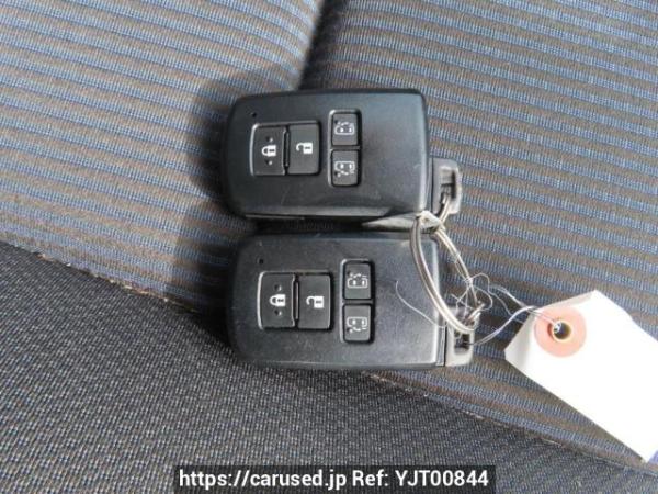 Used 2015 AT toyota noah ZRR80G Image[47]