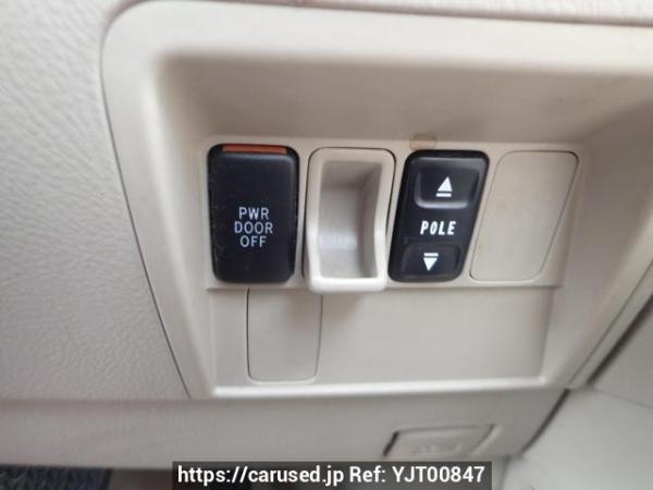 Used 2005 AT toyota raum NCZ20 Image[22]