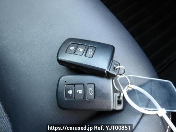 Used 2014 AT toyota harrier ZSU60W Image[29]