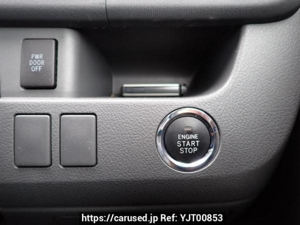 Used 2007 AT toyota noah ZRR75W Image[28]