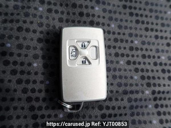 Used 2007 AT toyota noah ZRR75W Image[29]