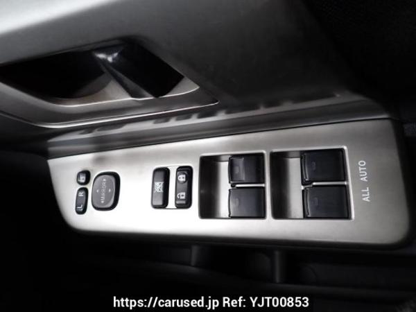 Used 2007 AT toyota noah ZRR75W Image[30]