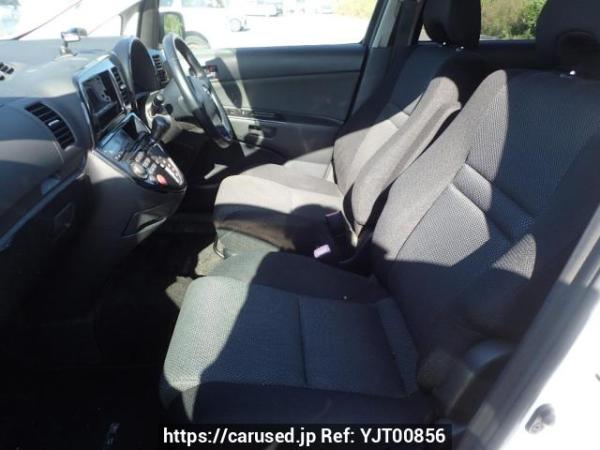 Used 2005 AT toyota wish ZNE10G Image[12]