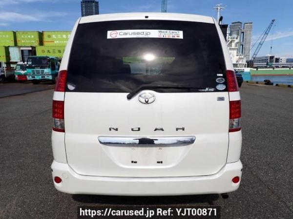 Used 2005 AT toyota noah AZR60G Image[5]
