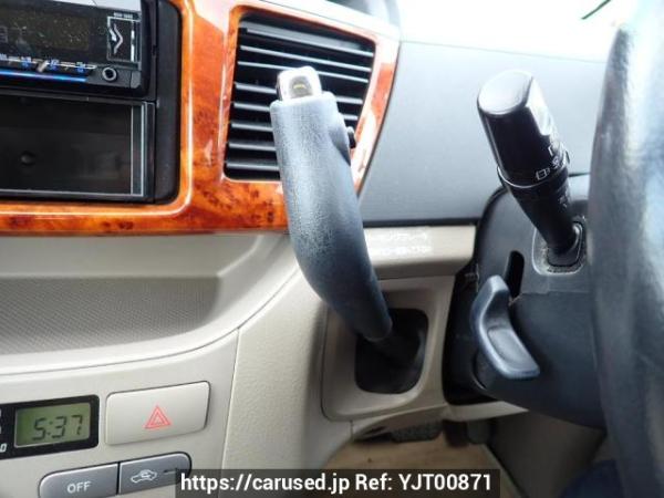 Used 2005 AT toyota noah AZR60G Image[23]