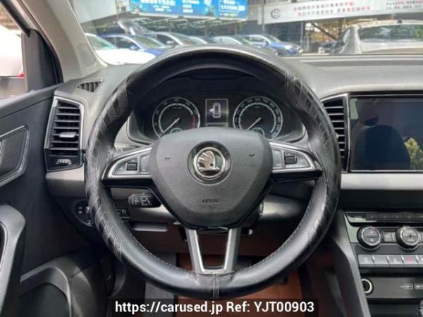 Used 2022 AT skoda kraqo SVW6449GTD Image[12]
