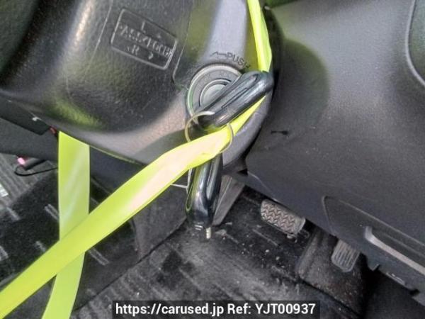 Used 2004 AT toyota wish ZNE10G Image[26]