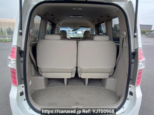 Used 2008 AT toyota noah ZRR75W Image[8]
