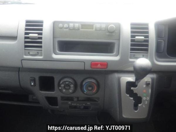 Used 2005 AT toyota hiace-van TRH200K Image[20]
