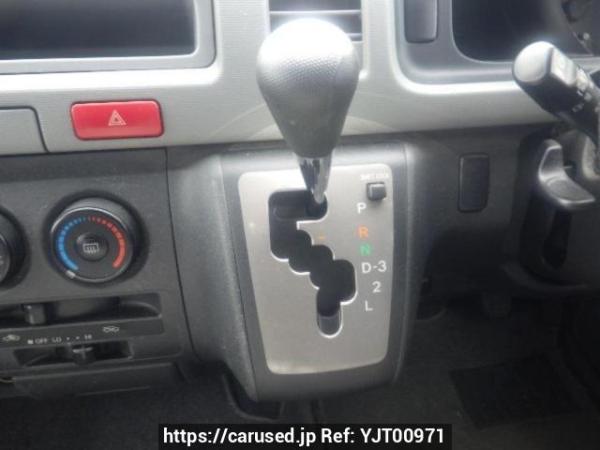 Used 2005 AT toyota hiace-van TRH200K Image[21]