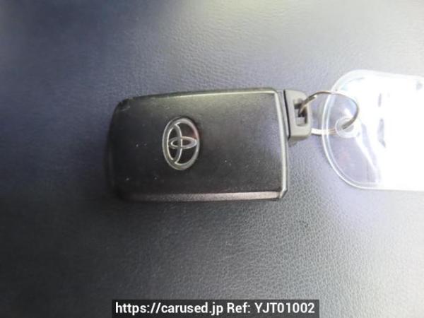 Used 2014 AT toyota harrier ZSU60W Image[29]