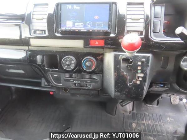 Used 2010 AT toyota regiusace-van KDH201V Image[23]