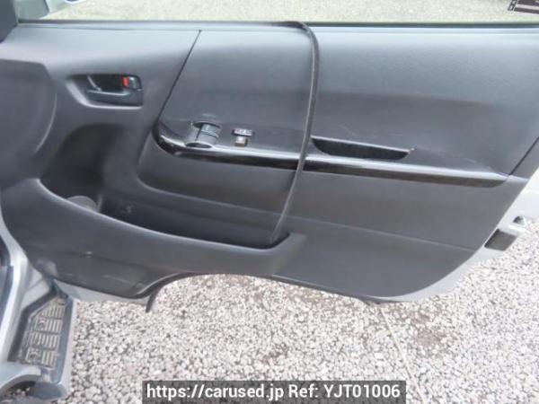 Used 2010 AT toyota regiusace-van KDH201V Image[31]