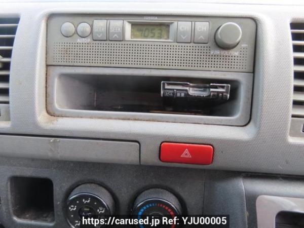 Used 2007 AT toyota regiusace-van KDH200V Image[25]