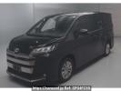Toyota Noah ZWR90W