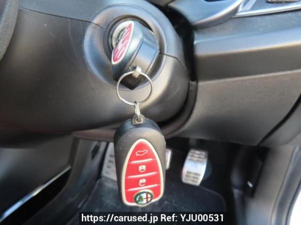 Used 2013 AT alfa-romeo giulietta 940141 Image[22]
