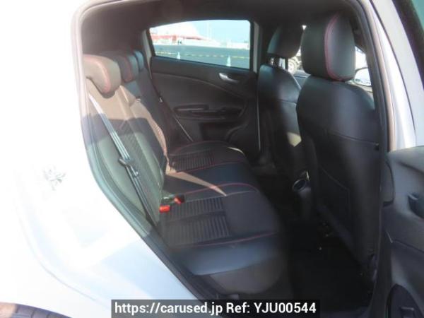 Used 2013 AT alfa-romeo giulietta 940141 Image[17]