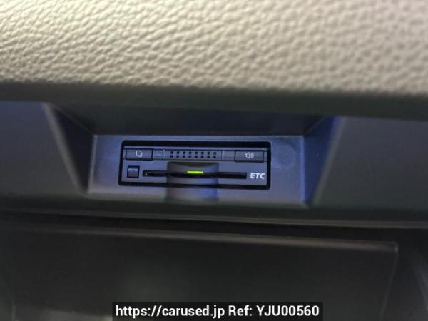 Used 2015 AT toyota harrier ZSU60W Image[29]