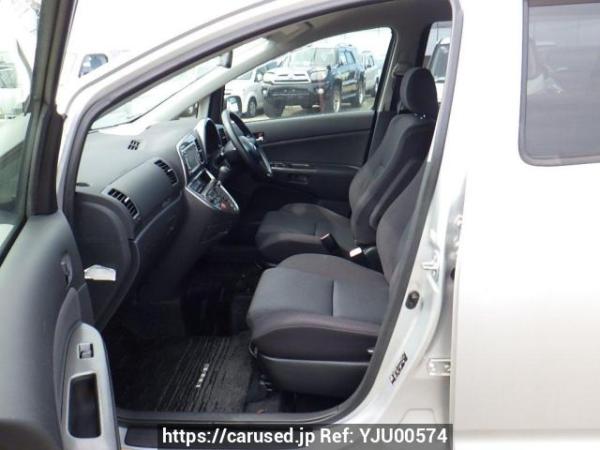 Used 2003 AT toyota wish ZNE14G Image[12]
