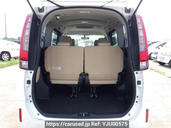 Used 2014 AT toyota noah ZRR80G Image[8]
