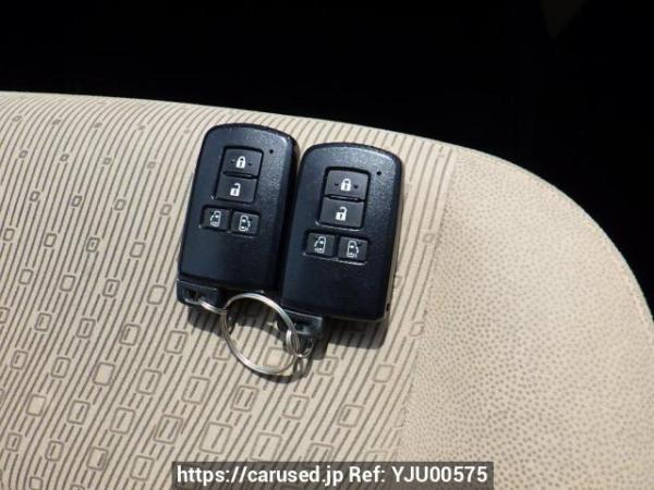 Used 2014 AT toyota noah ZRR80G Image[25]