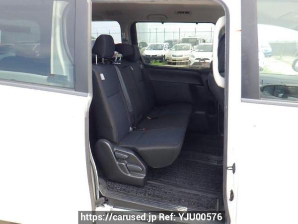 Used 2014 AT toyota noah ZRR80G Image[13]