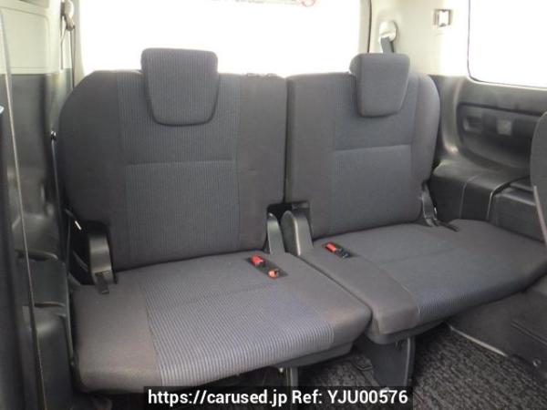 Used 2014 AT toyota noah ZRR80G Image[15]
