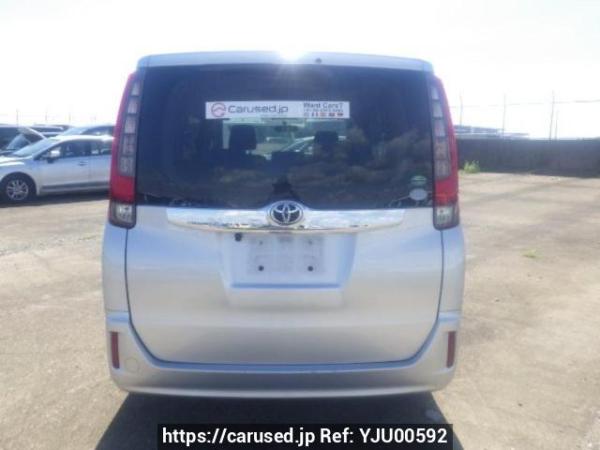 Used 2015 AT toyota noah ZRR80G Image[5]