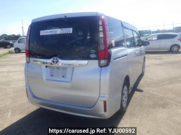 Used 2015 AT toyota noah ZRR80G Image[6]
