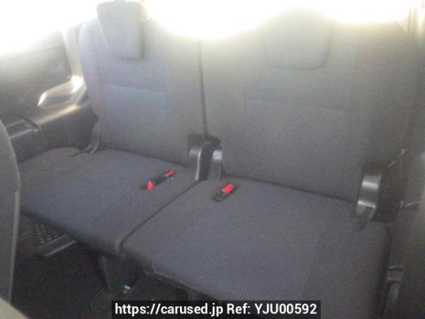 Used 2015 AT toyota noah ZRR80G Image[15]