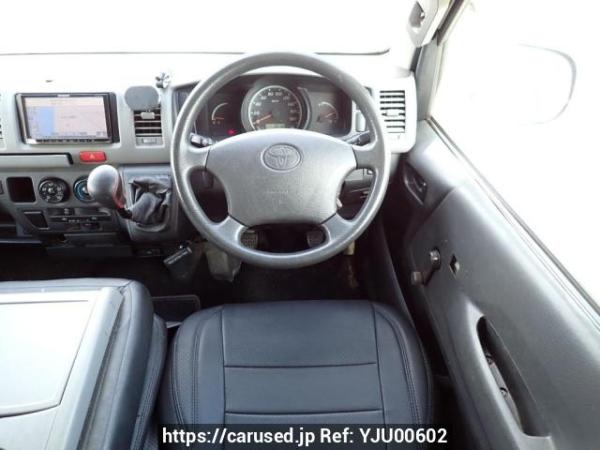 Used 2005 MT toyota hiace-van KDH200V Image[20]