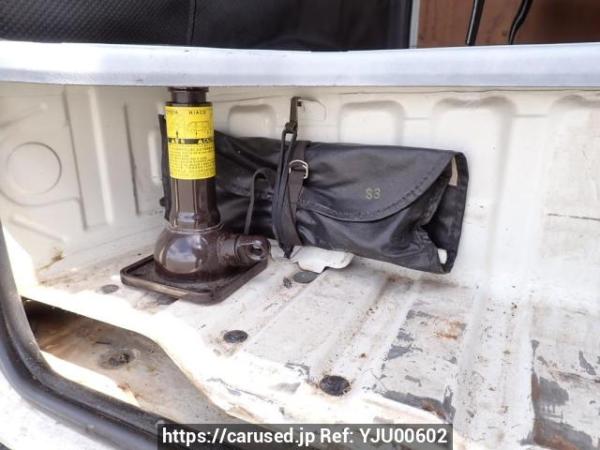 Used 2005 MT toyota hiace-van KDH200V Image[42]